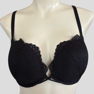💕2/$35💕 La Senza Beyond Sexy Black Lace Bra 32DD